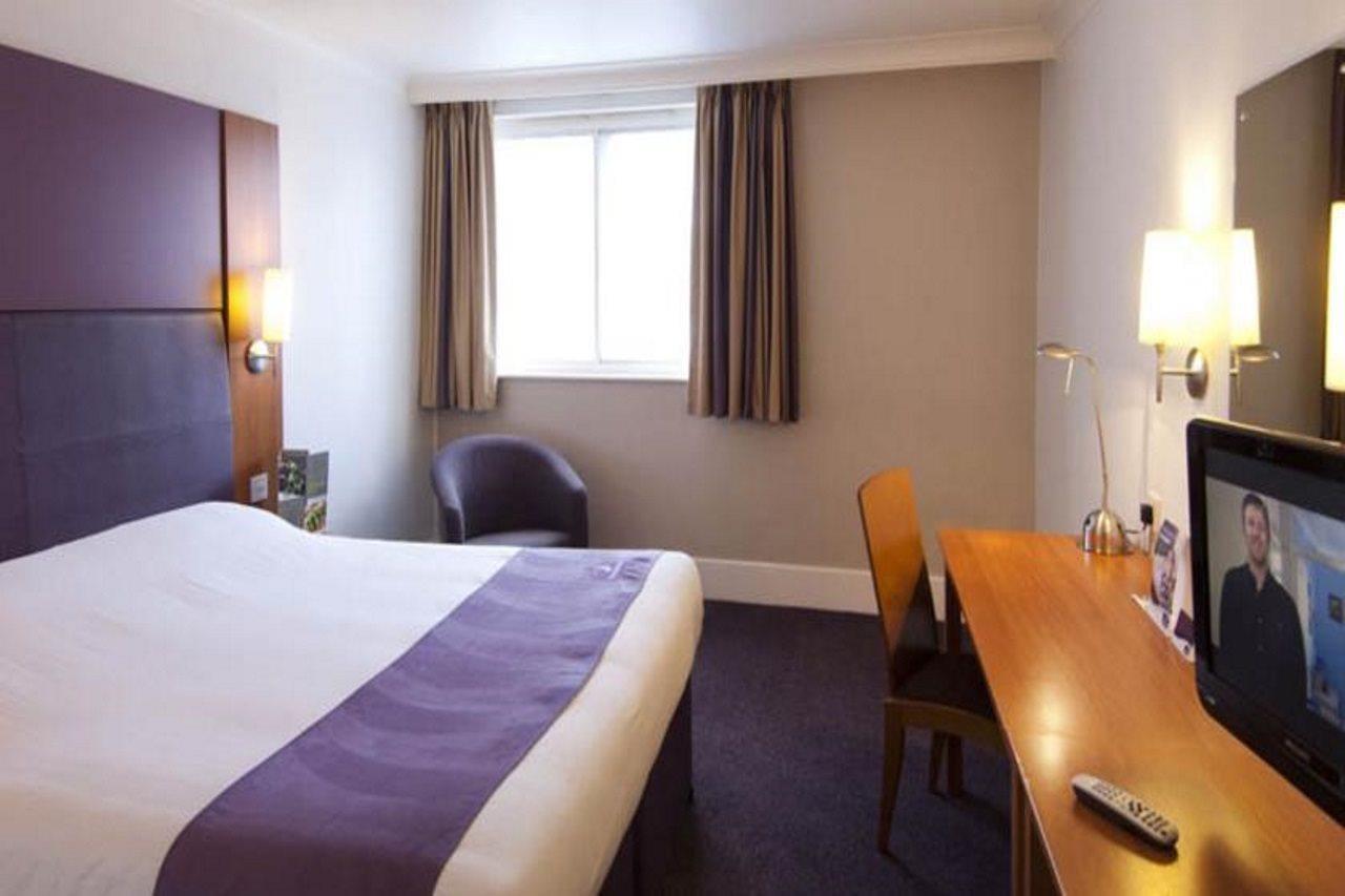 Premier Inn Chorley North Exterior photo