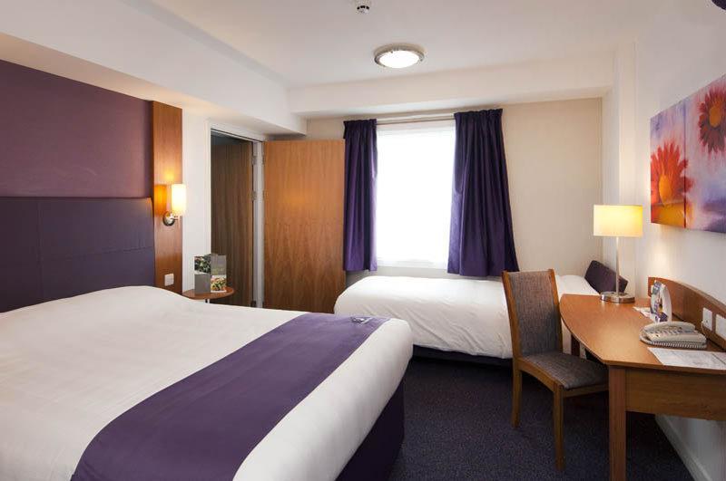 Premier Inn Chorley North Exterior photo
