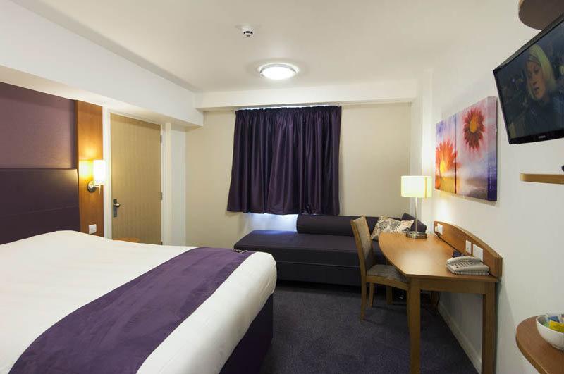 Premier Inn Chorley North Exterior photo